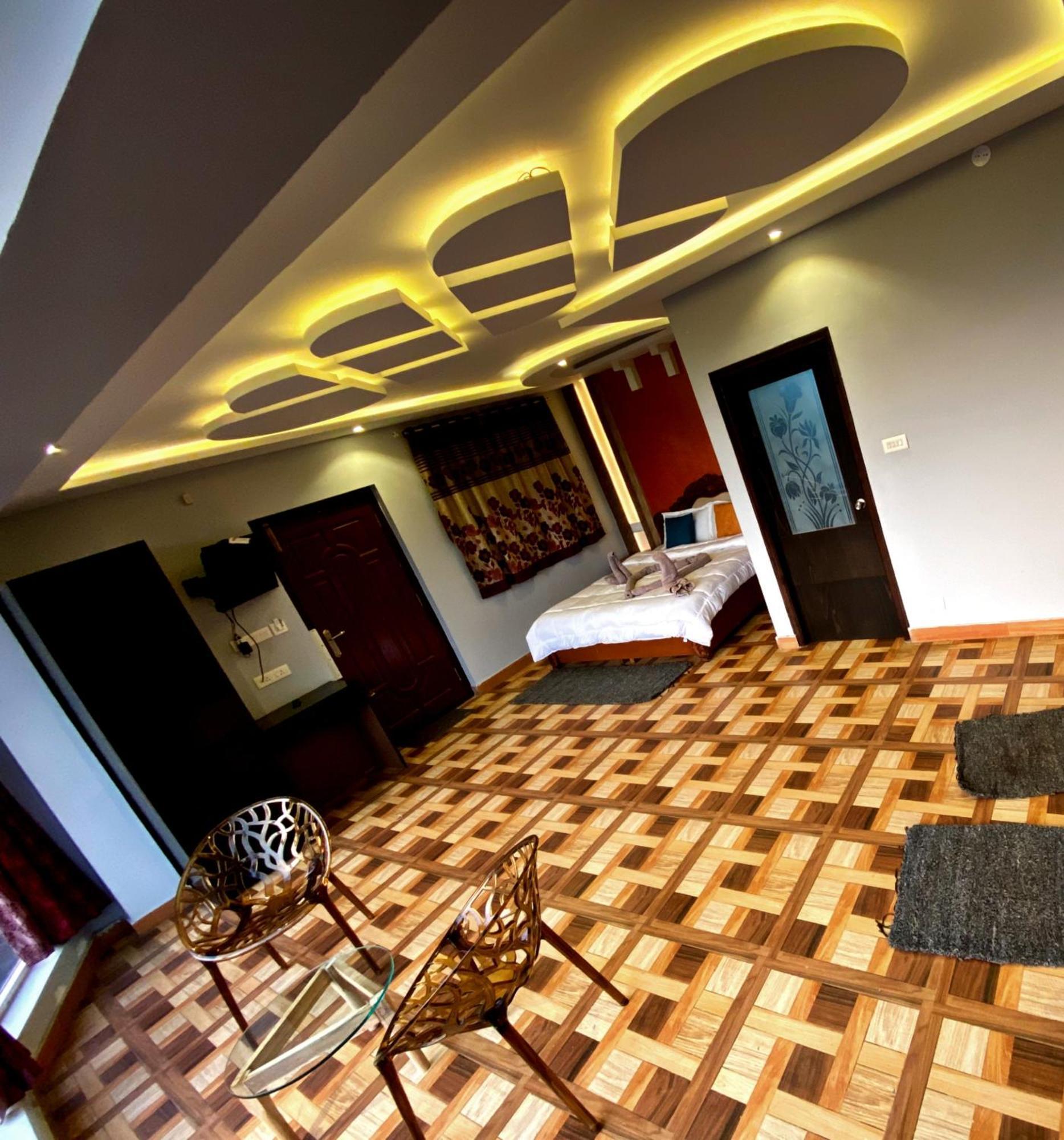 Magic Mist Resort Ooty Buitenkant foto